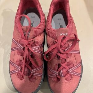 Earth Shoes Size 8.5